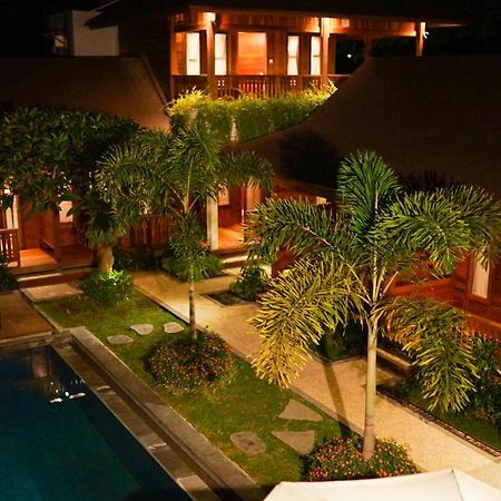 La'Villaris Hotel & Resto Kuta  Екстер'єр фото