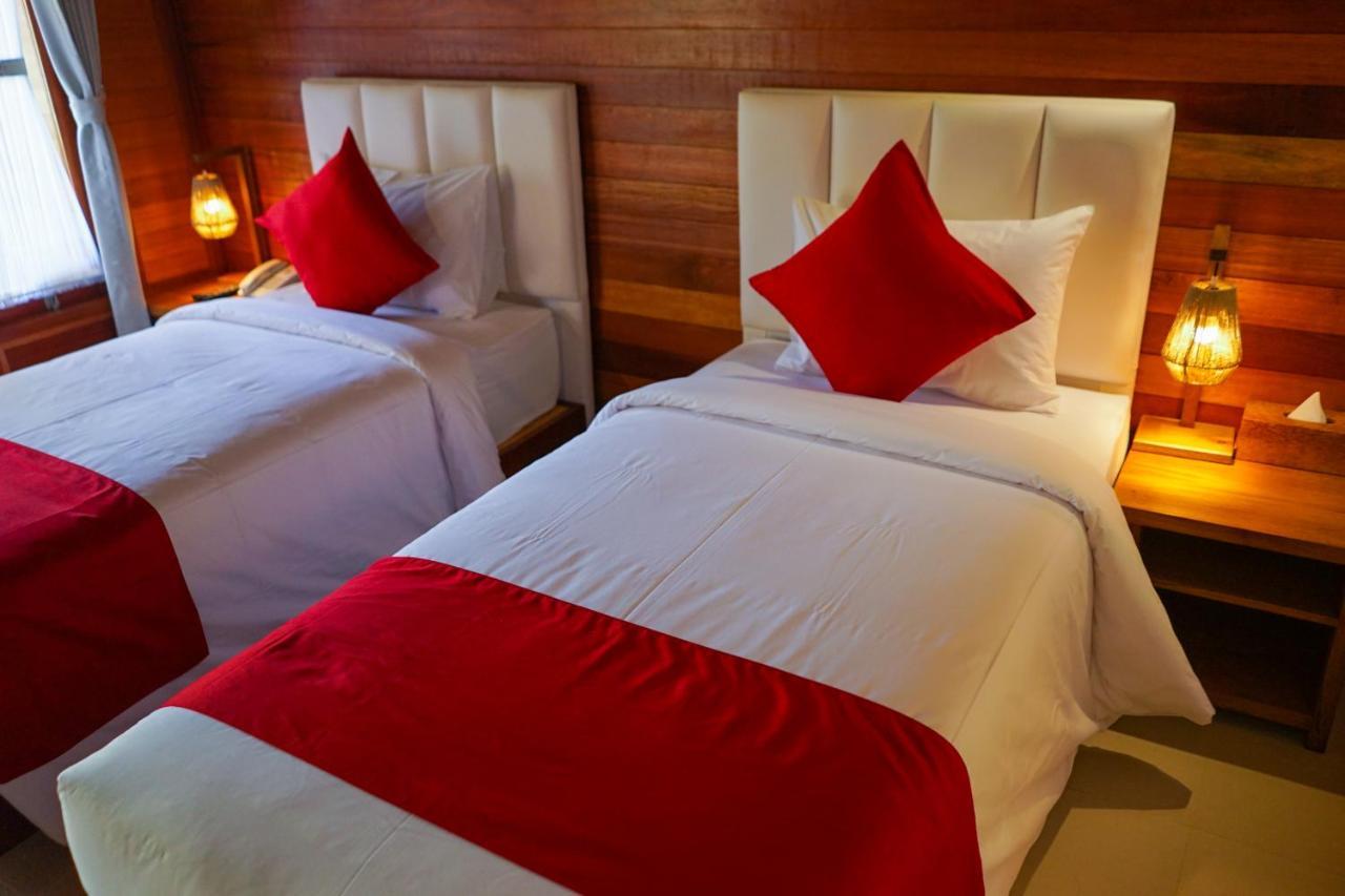 La'Villaris Hotel & Resto Kuta  Екстер'єр фото